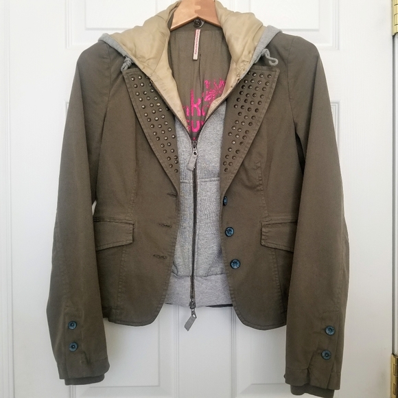 Layer Detachable Hoodie & Vest Jacket - Picture 1 of 5